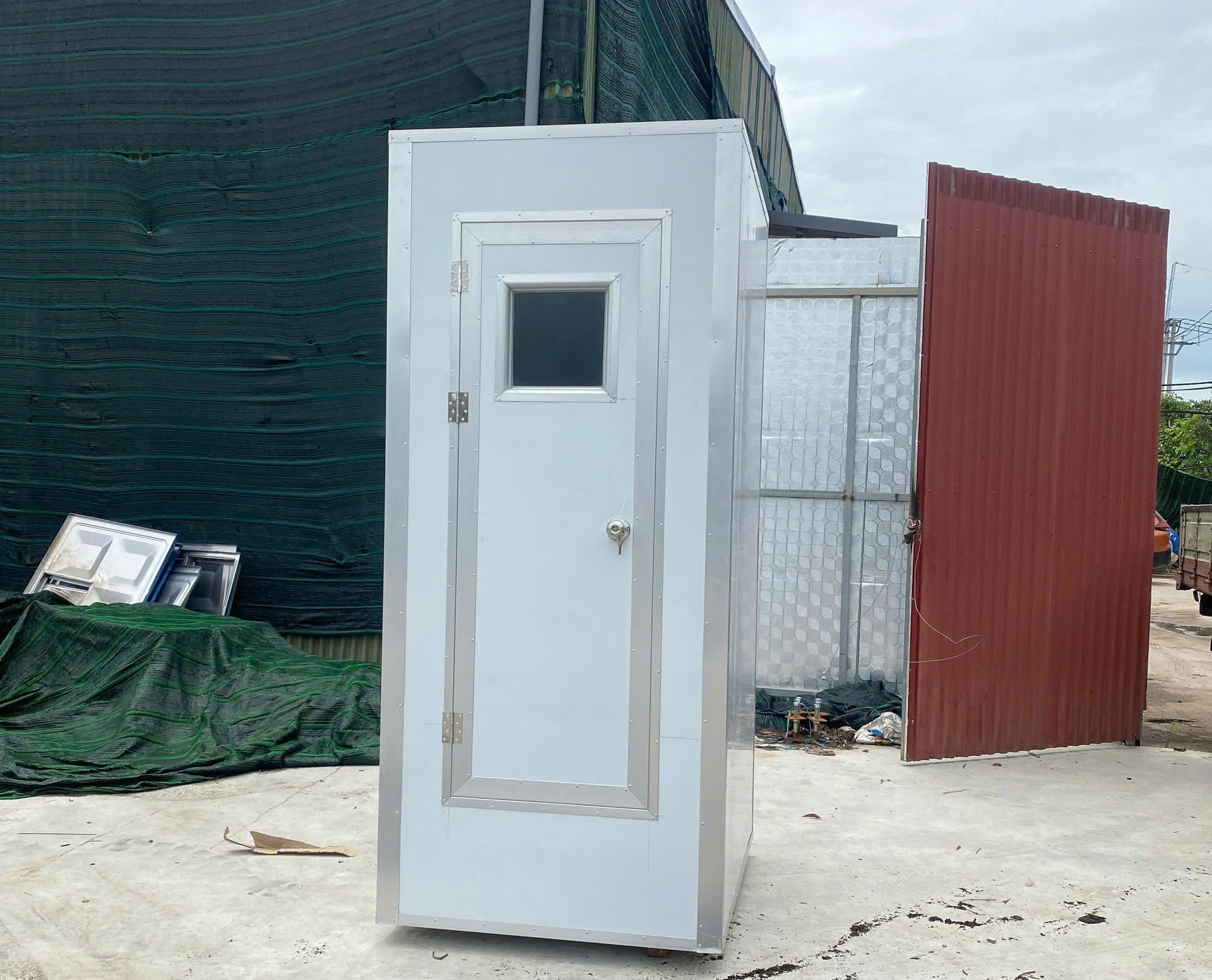 Nhà vệ sinh giá rẻ dành cho công trường