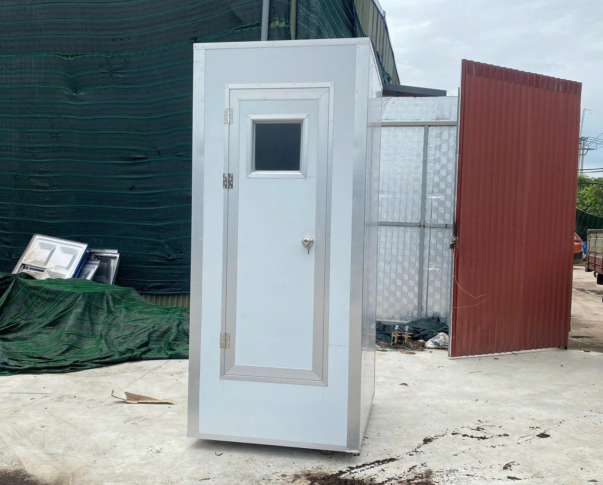 Nhà vệ sinh di động lắp ghép