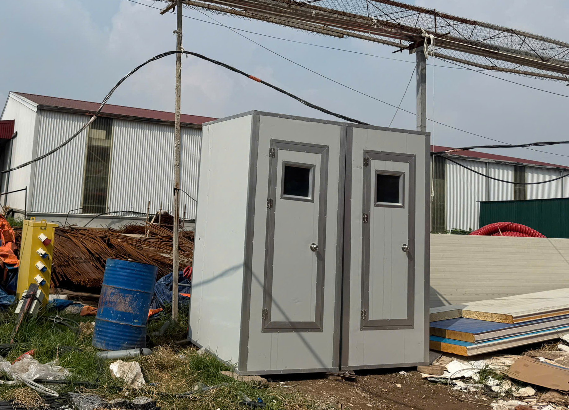 Toilet công trường Handy HMT04 tại công trình Vinhome Olympic