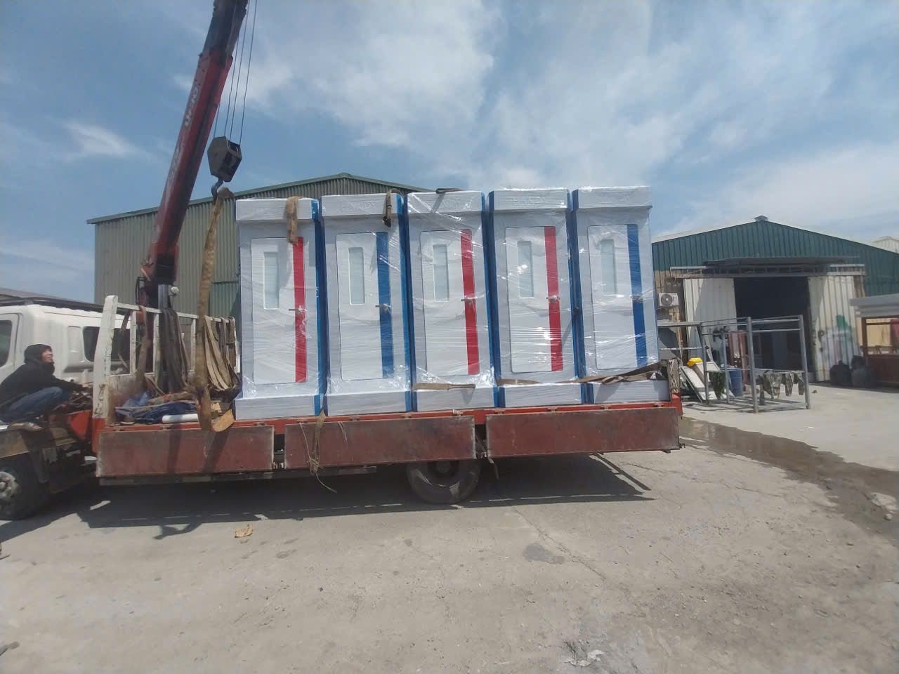 Nhà vệ sinh di động phục vụ sự kiện