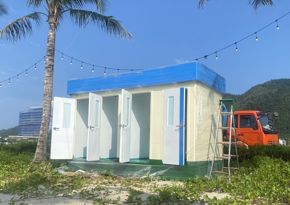 Nhà vệ sinh du lịch bãi biển